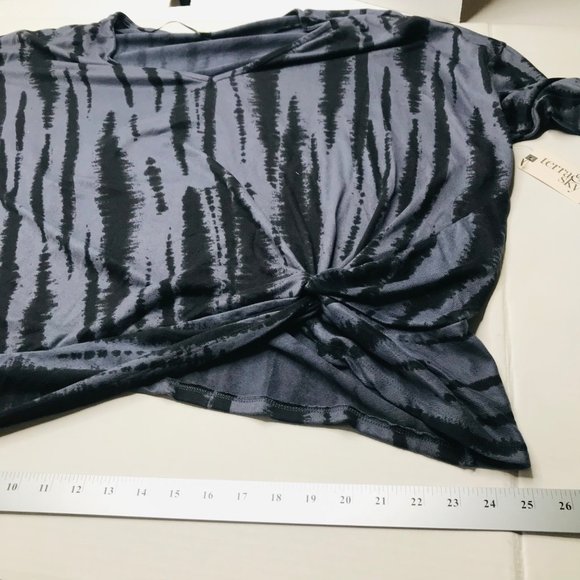 Terra And Sky Women's Size 3X 24W-26W V-Neck Twist Side Brushed Long Sleeve Top - Picture 11 of 15